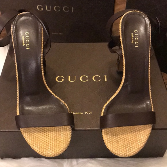 $799 Gucci Dahlia Black Leather Bamboo-Heel Sandal - Picture 7 of 11